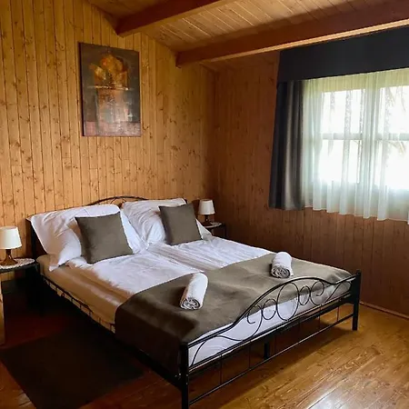 Eszter-haz Guest house